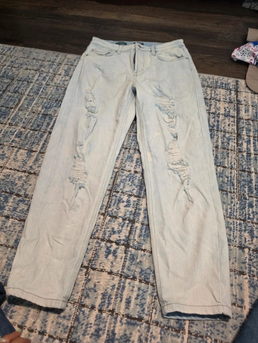 wild fable Light Wash Distressed Boyfriend Jeans